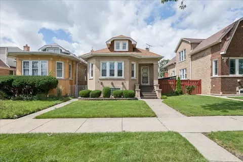 2026 N New England Ave, Chicago, IL 60707