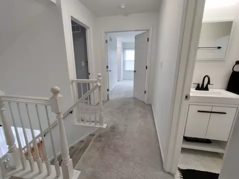 Entry Way - 2000 Grandview Trl, Belvidere, IL 61008 photo 2 of 2