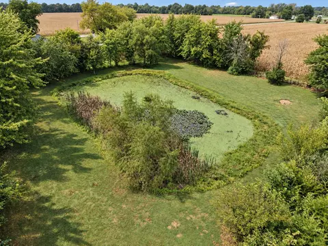View/Area - 2076 N State Rd, Flora, IL 62839 photo 8 of 12