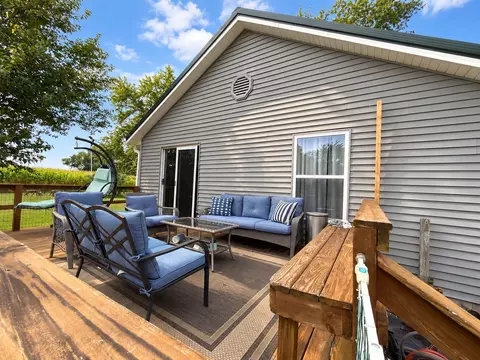 Exterior - 2076 N State Rd, Flora, IL 62839 photo 24 of 25