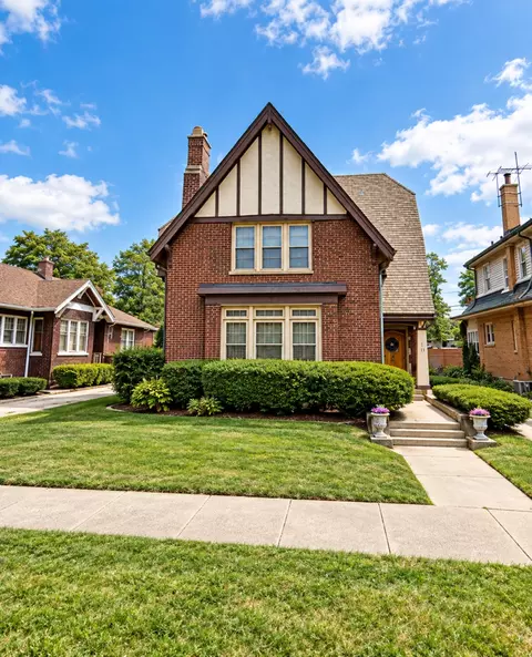 11427 S Parnell Ave, Chicago, IL 60628