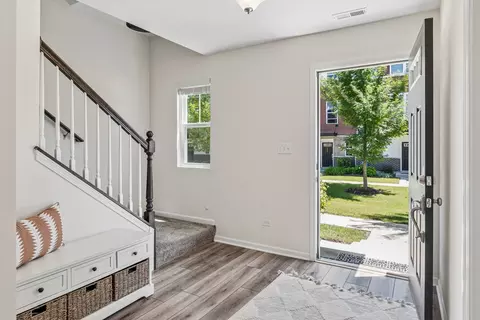 Entry Way - 4150 Irving Rd, Aurora, IL 60504 photo 1 of 2