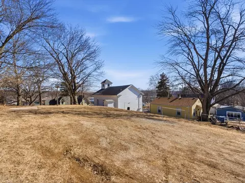 lot2 2nd St, Leclaire, IA 52753