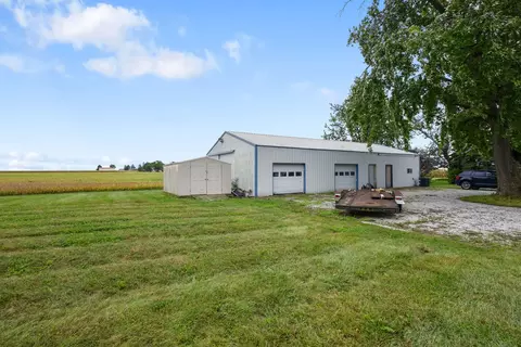 Exterior - 3577 E 5000n Rd N, Bourbonnais, IL 60914 photo 6 of 6