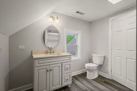 Bath - 3577 E 5000n Rd N, Bourbonnais, IL 60914 photo 2 of 3