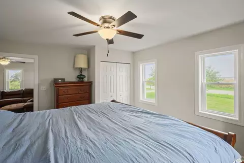 Bedroom - 3577 E 5000n Rd N, Bourbonnais, IL 60914 photo 2 of 4