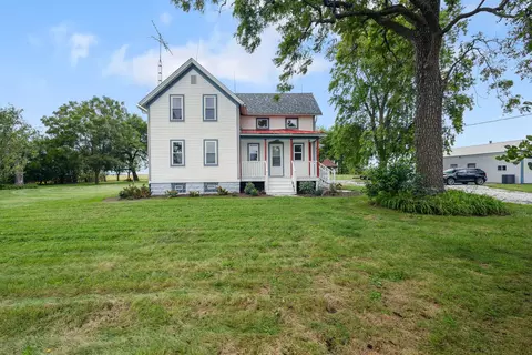 Exterior - 3577 E 5000n Rd N, Bourbonnais, IL 60914 photo 2 of 6