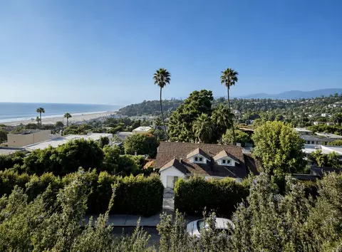 207 Ocean Ave, Santa Monica, CA 90402