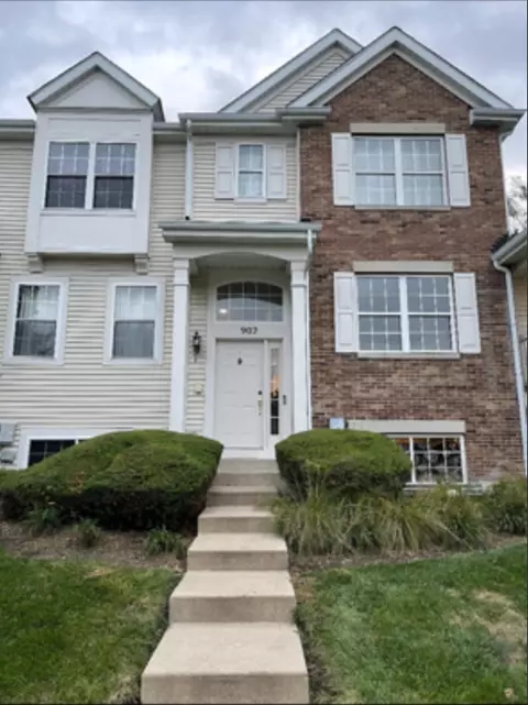 902 Galway Ln, Pingree Grove, IL 60140