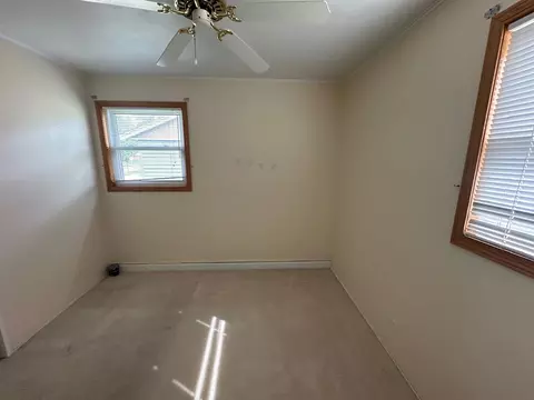Bedroom - 2402 Rohlwing Rd, Rolling Meadows, IL 60008 photo 2 of 3