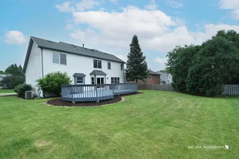 Exterior - 4713 Crystal Trl, Mchenry, IL 60050 photo 6 of 6