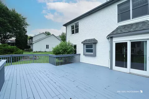 Exterior - 4713 Crystal Trl, Mchenry, IL 60050 photo 3 of 6
