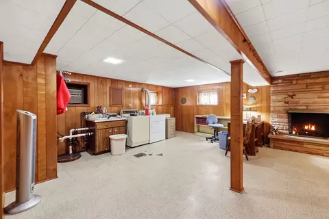 Other - 539 Sandy Ln, Des Plaines, IL 60016 photo 5 of 7