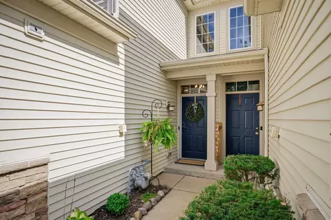 3044 Troon Dr, Montgomery, IL 60538