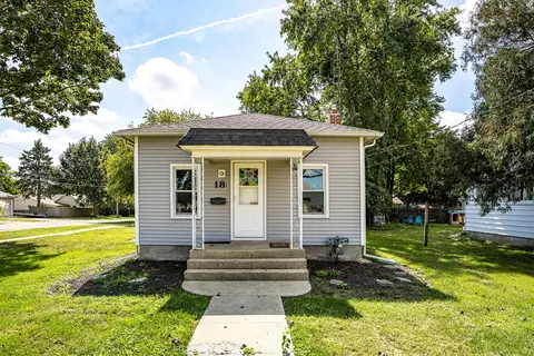 Exterior - 18 E Dearborn St, Plano, IL 60545 photo 2 of 4