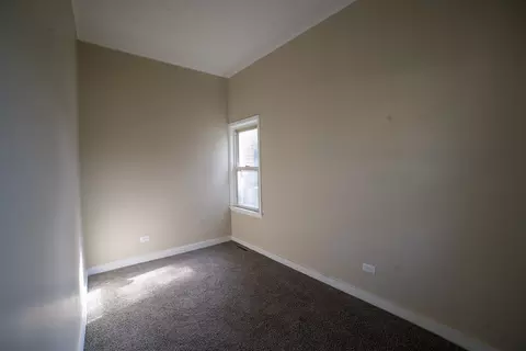 Bedroom - 18 E Dearborn St, Plano, IL 60545 photo 4 of 5