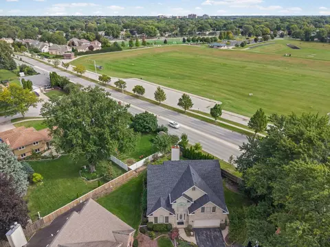 View/Area - 3780 Wilke Rd, Rolling Meadows, IL 60008 photo 2 of 5