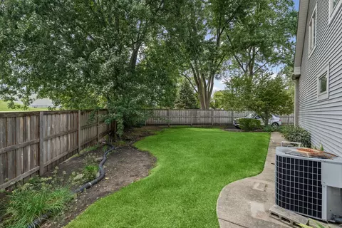 Exterior - 3780 Wilke Rd, Rolling Meadows, IL 60008 photo 4 of 7