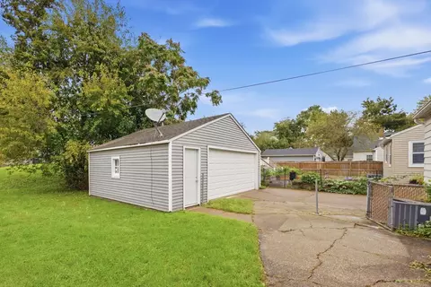 Other - 1727 13th Ave, Moline, IL 61265 photo 2 of 8