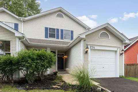 214 S Harrison St, Geneva, IL 60134