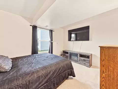 Bedroom - 1301 Idabright Dr, Plainfield, IL 60586 photo 1 of 4
