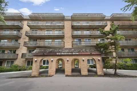 512 Redondo Dr #308, Downers Grove, IL 60516