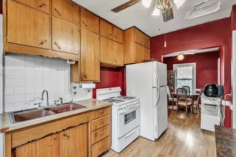 Kitchen - 5133 7th Ave, Moline, IL 61265 photo 3 of 5