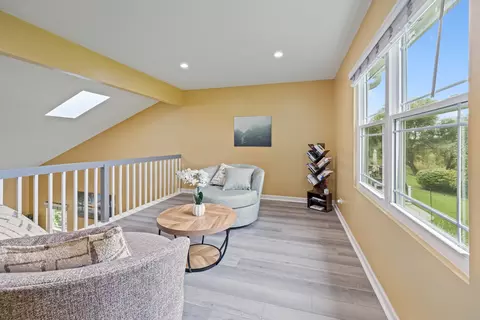 Other - 820 N Dexter Ln, Hoffman Estates, IL 60169 photo 7 of 11