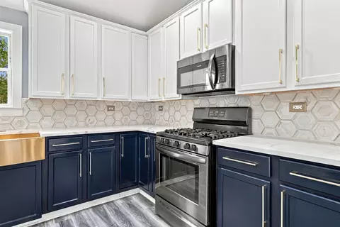 Kitchen - 5212 Aladdin Ct, Plainfield, IL 60586 photo 4 of 5