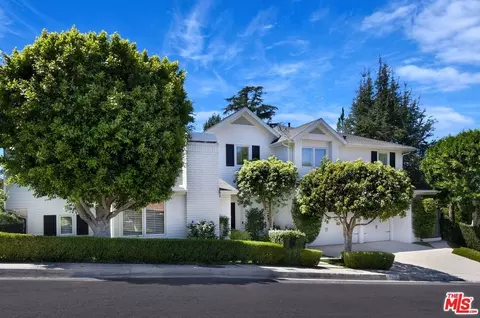 3177 Hutton Dr, Beverly Hills, CA 90210