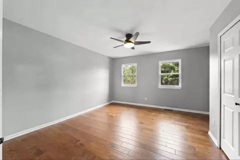 Bedroom - 1608 Lois Ann Ln, Naperville, IL 60563 photo 8 of 8
