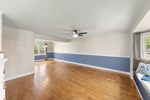 Living - 1608 Lois Ann Ln, Naperville, IL 60563 photo 4 of 7