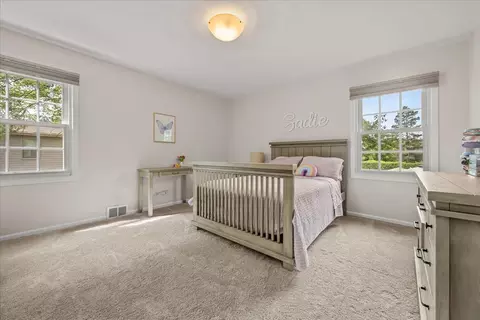 154 Willow Ave, Deerfield, IL 60015 photo 18