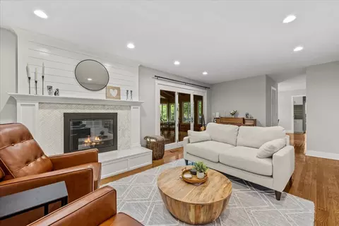 154 Willow Ave, Deerfield, IL 60015 photo 7