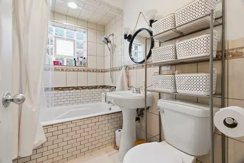 Bath - 3818 Ruby St #1E, Schiller Park, IL 60176 photo 1 of 1