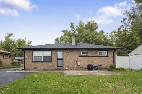 Exterior - 2829 Stafford Dr, Markham, IL 60428 photo 3 of 4