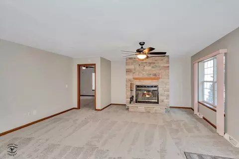 Living - 23336 S Kings Rd, Steger, IL 60475 photo 1 of 3