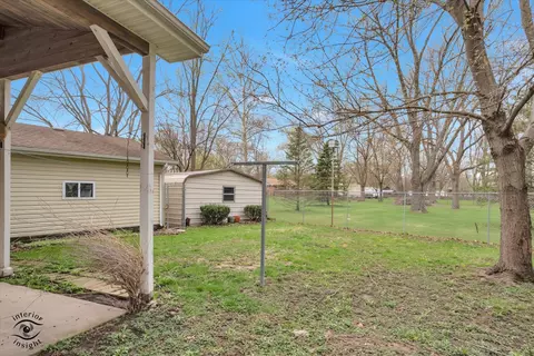 Exterior - 23336 S Kings Rd, Steger, IL 60475 photo 11 of 12