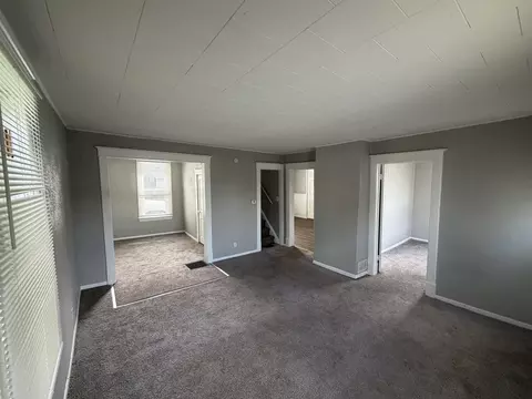 Living - 402 SW 3rd St, Aledo, IL 61231 photo 1 of 1