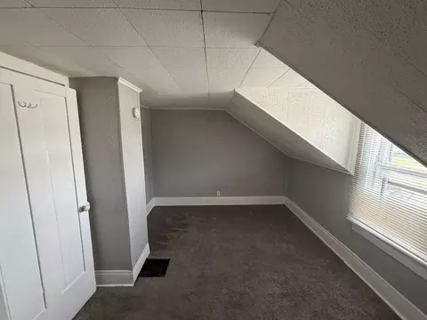 Bedroom - 402 SW 3rd St, Aledo, IL 61231 photo 5 of 5