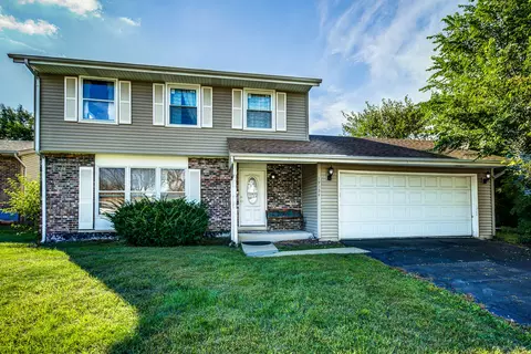 17554 Cypress Ave, Country Club Hills, IL 60478