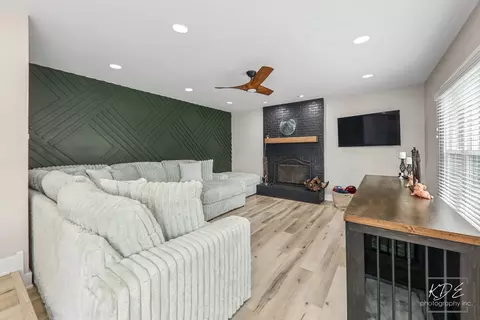 Living - 24844 Ambrose Rd, Plainfield, IL 60585 photo 2 of 2