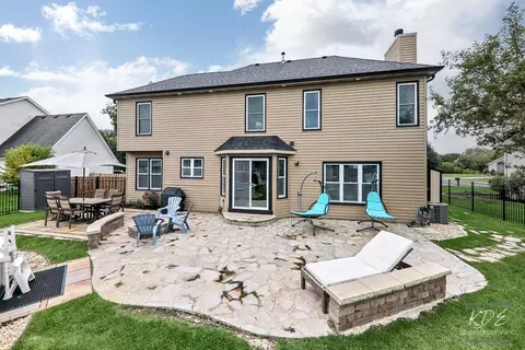 Exterior - 24844 Ambrose Rd, Plainfield, IL 60585 photo 10 of 12