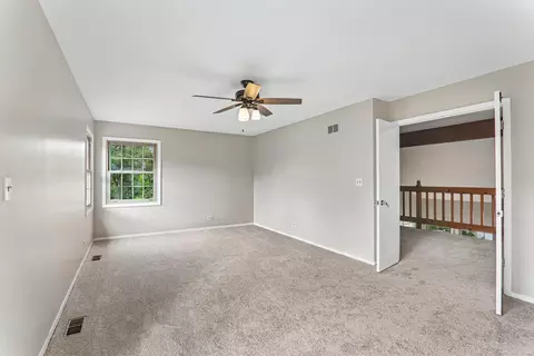 Bedroom - 4399 Bluebird Ct, Gurnee, IL 60031 photo 1 of 7