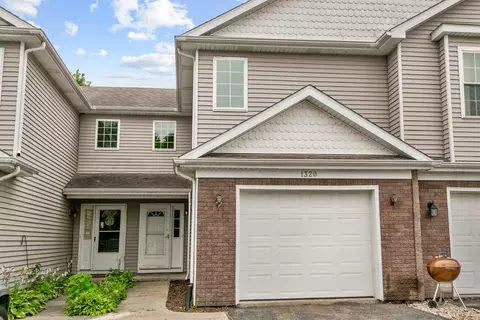 1320 E Arnold St #1320, Sandwich, IL 60548