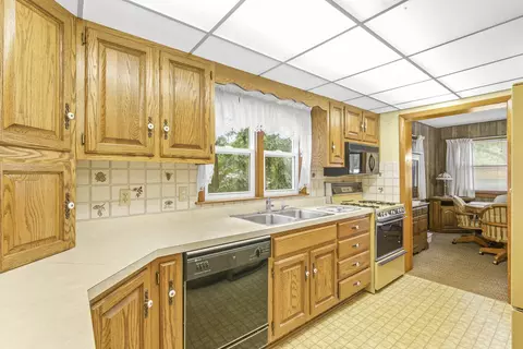 Kitchen - 206 E Church St, Plano, IL 60545 photo 1 of 3