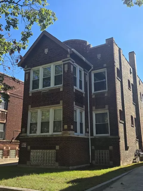 2107 E 72nd Pl, Chicago, IL 60649