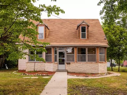 440 E Park St, Du Quoin, IL 62832