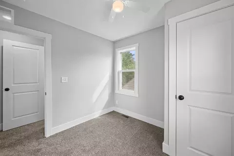 Bedroom - 2384 28th St, Moline, IL 61265 photo 8 of 9