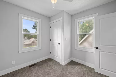 Bedroom - 2384 28th St, Moline, IL 61265 photo 3 of 9